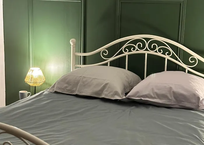 Authentique Lavallois T3 Au Coeur Du Vieux